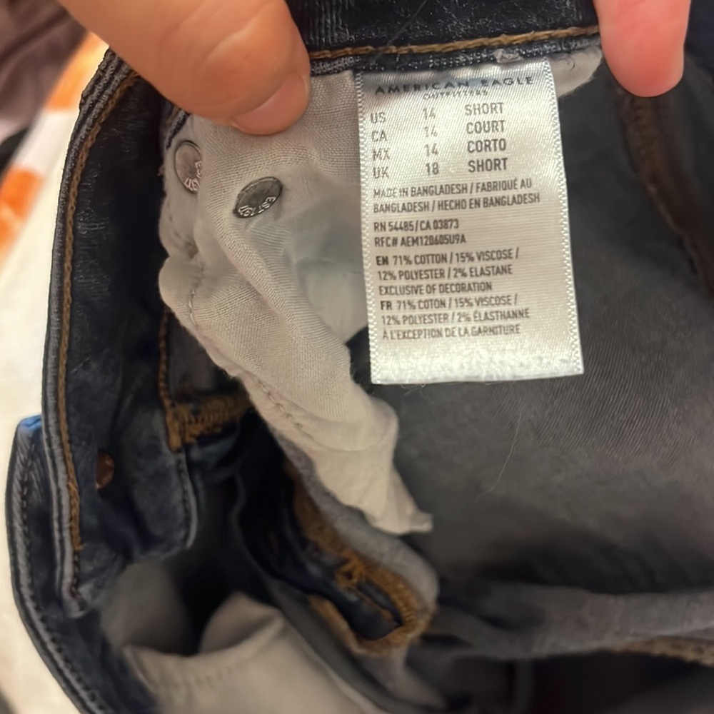 Jeans 👖 - Picture 2 of 3